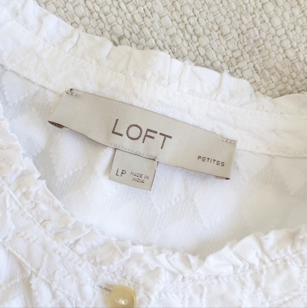 LOFT Ann Taylor Ruffle Button-Down Top - Picture 4 of 10